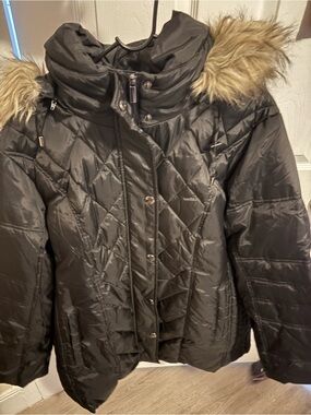 London Fog Black Quilted Puffer Jacket with Faux Fur Trim
